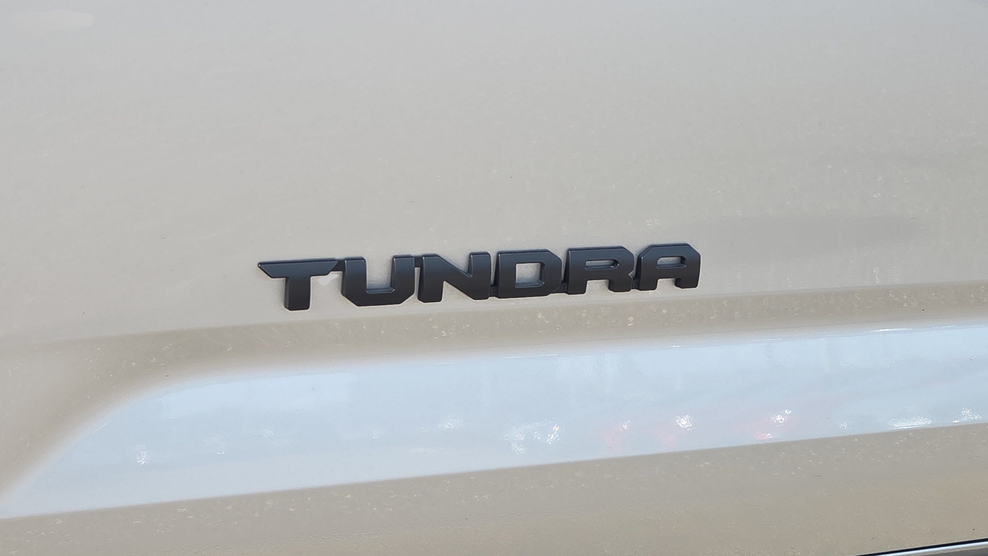 Certified 2025 Toyota Tundra Limited w/ TRD Off-Road Package AWD/4WD image 32