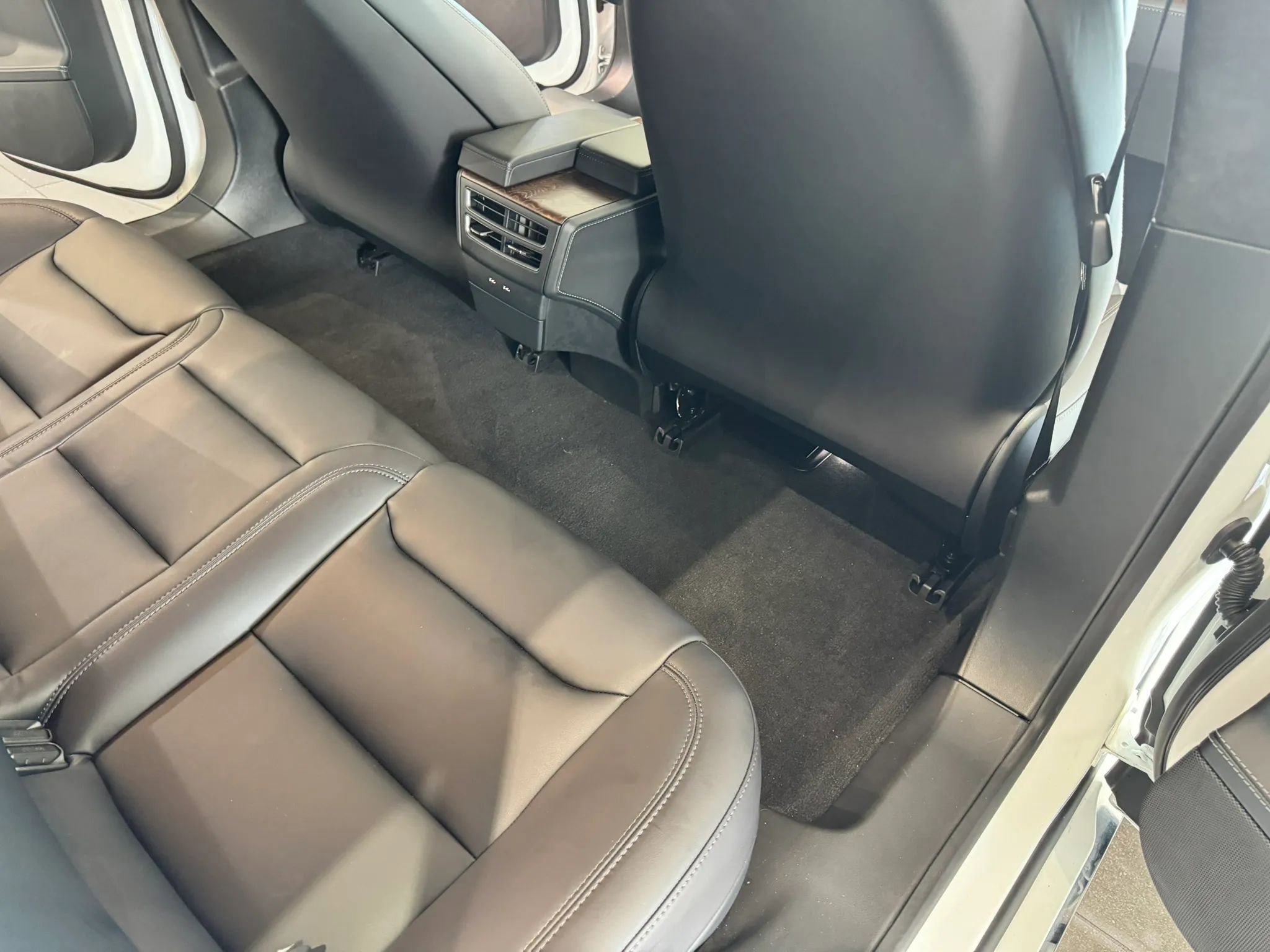 Used 2018 Tesla Model S 100D image 15