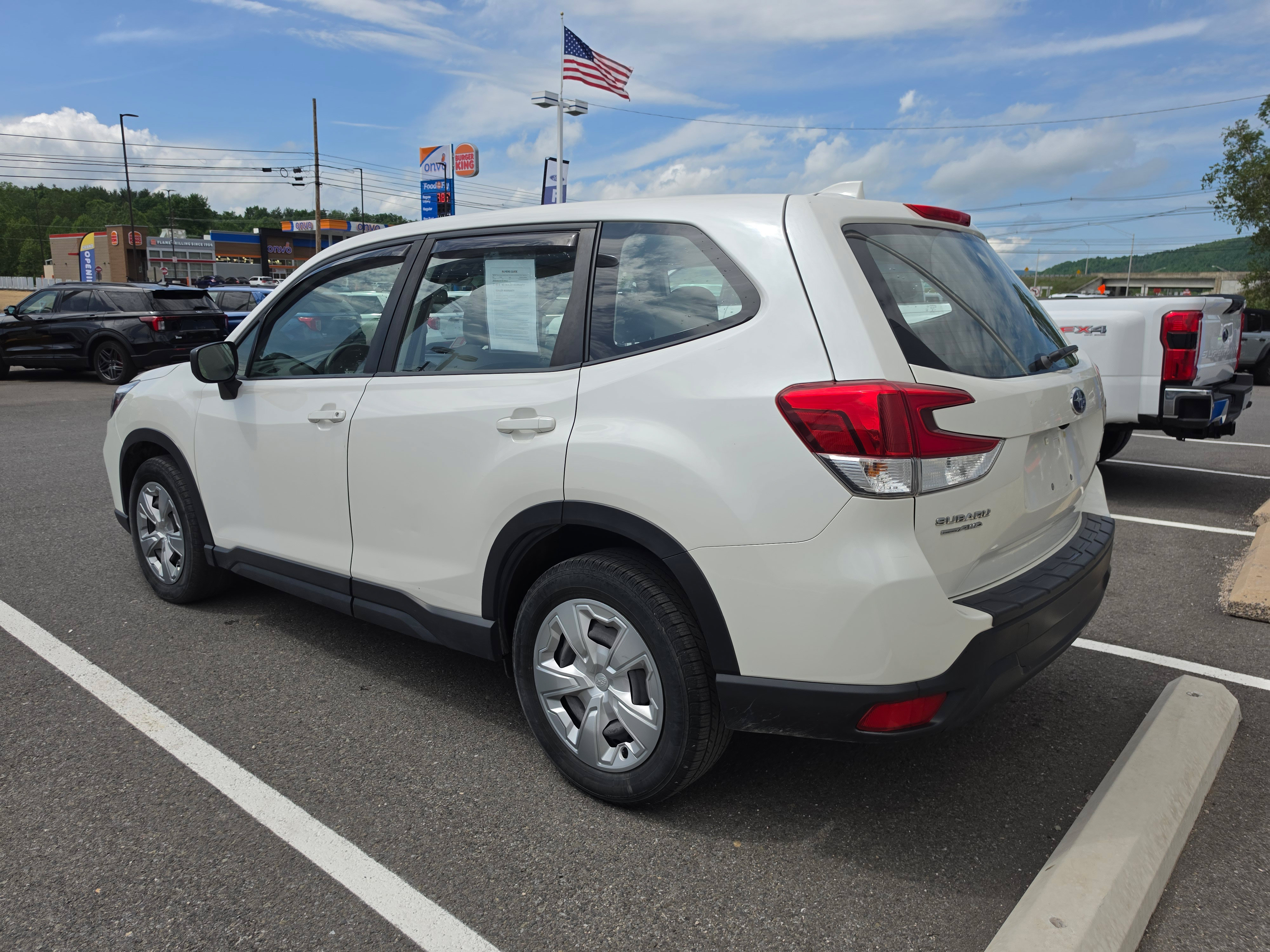 Used 2020 Subaru Forester AWD/4WD image 5