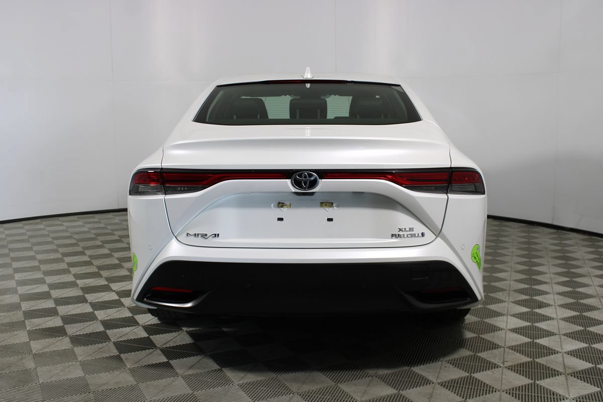 Used 2023 Toyota Mirai w/ Advanced Technology Package RWD image 41