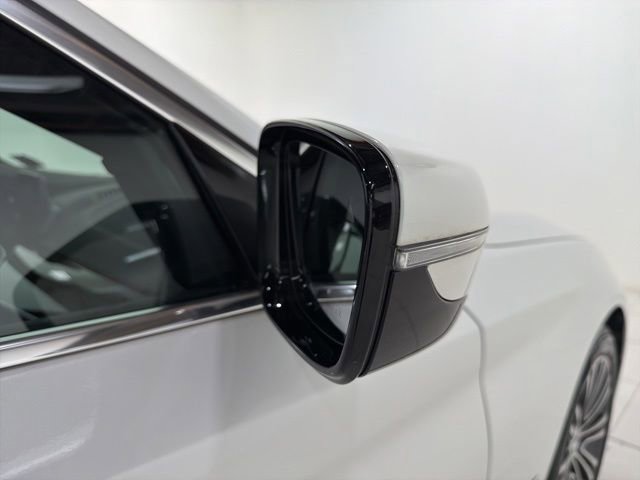 Used 2019 BMW 530i xDrive w/ Convenience Package AWD/4WD image 26