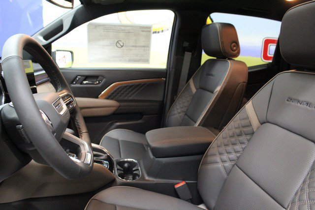 New 2026 GMC Canyon Denali AWD/4WD image 20