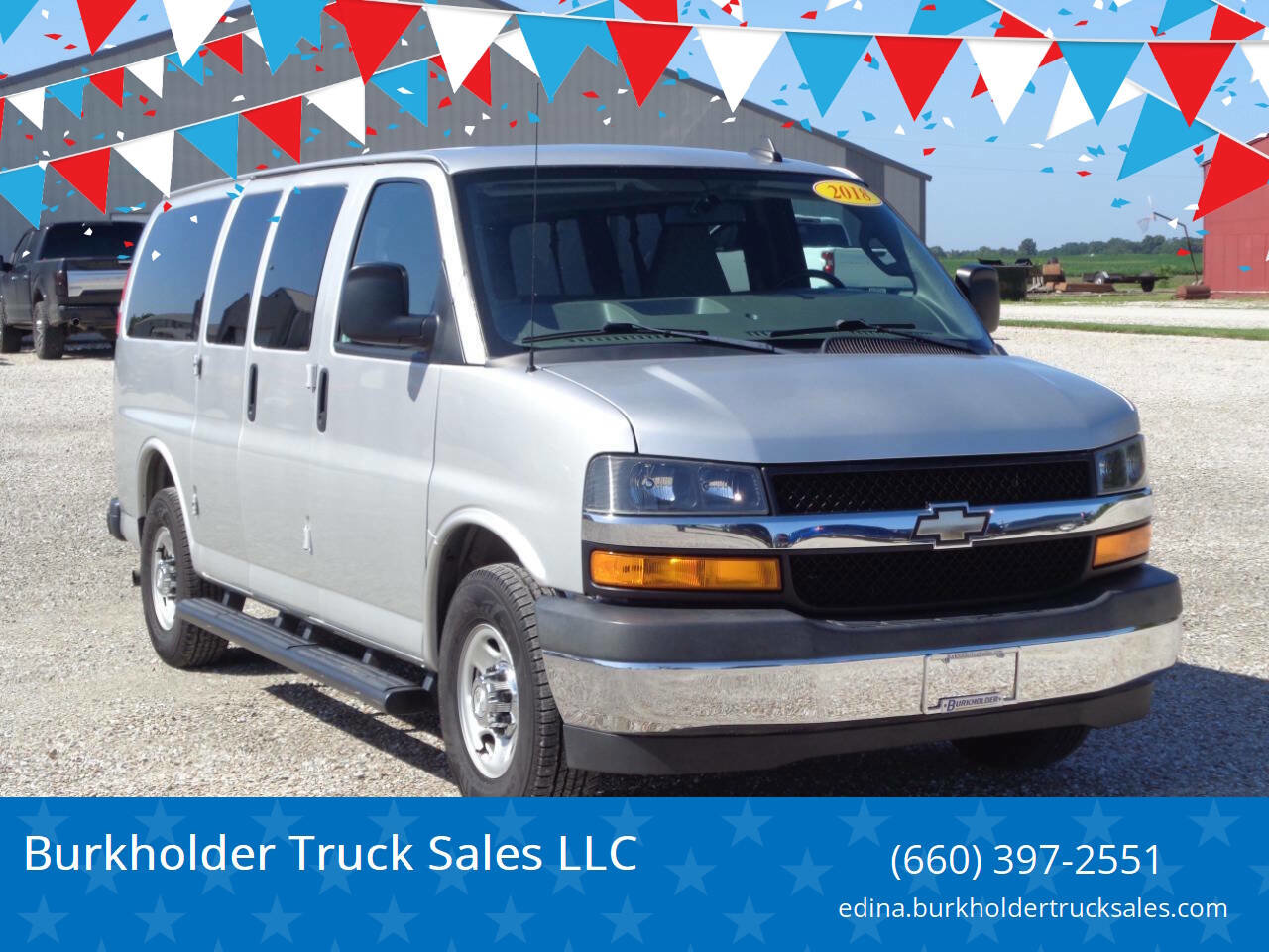 Used 2018 Chevrolet Express 2500 LT w/ LT Preferred Equipment Group