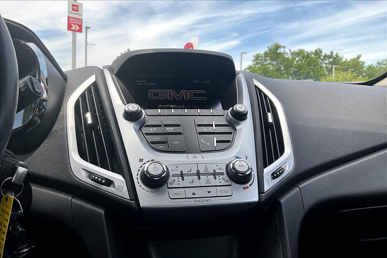 Used 2017 GMC Terrain SLE w/ Chrome Edition AWD/4WD image 36