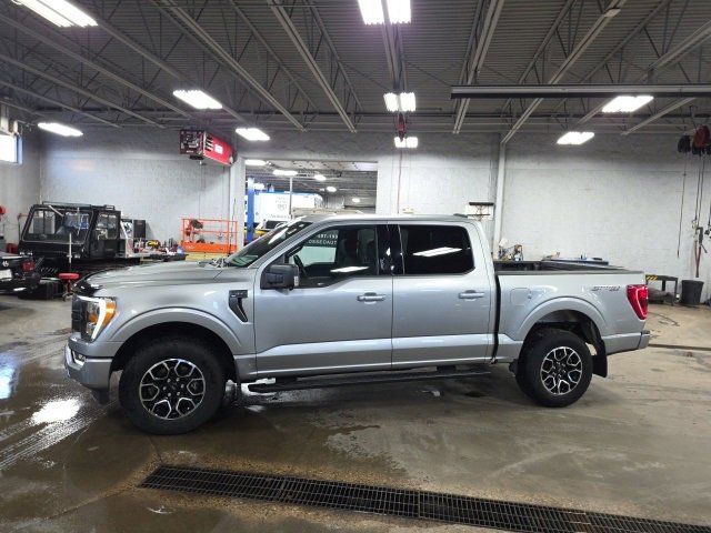 Used 2022 Ford F150 XLT w/ Equipment Group 302A High image 4