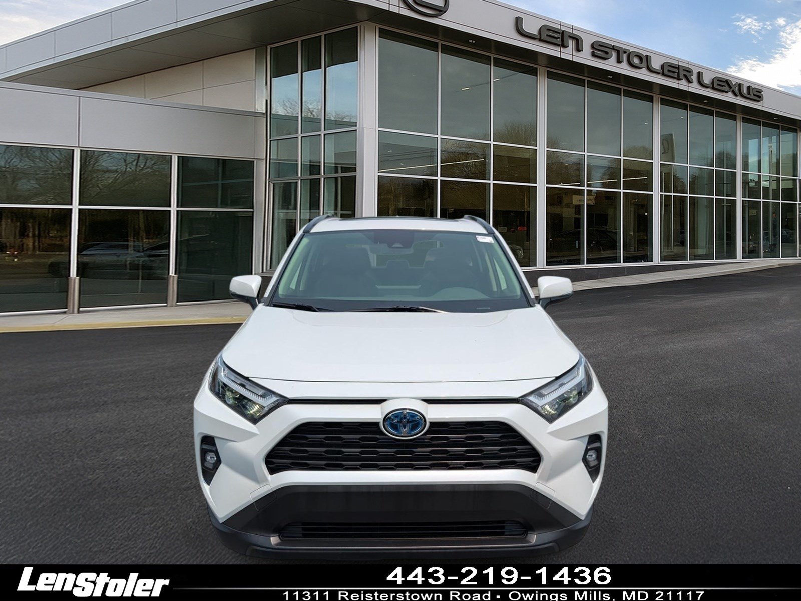 Used 2023 Toyota RAV4 XLE Premium AWD/4WD image 8