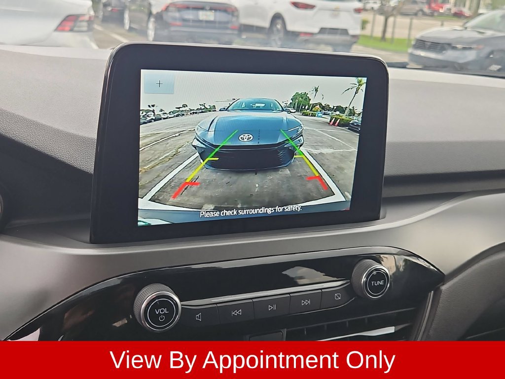 Used 2025 Ford Escape Active FWD image 17