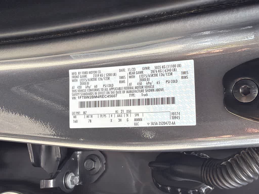 Used 2024 Ford F250 Platinum AWD/4WD image 32