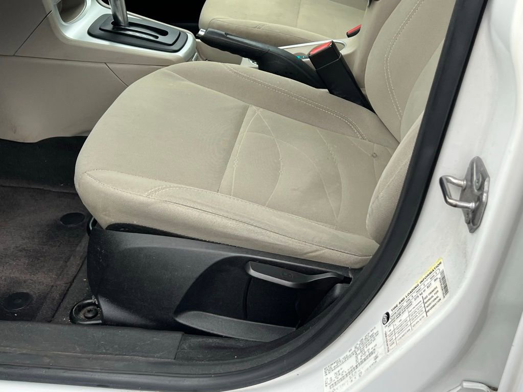 Used 2016 Ford Fiesta SE image 26