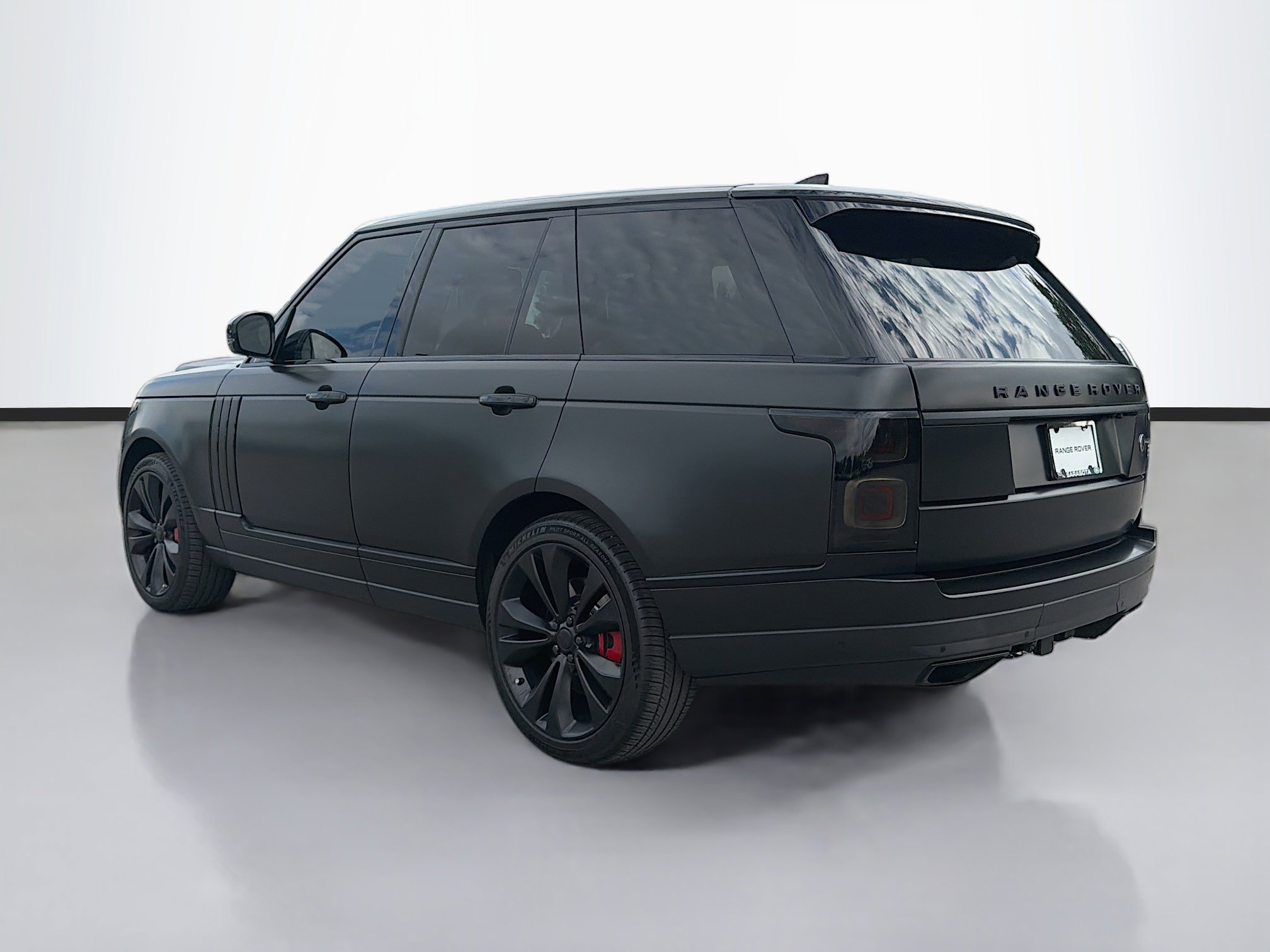 Used 2020 Land Rover Range Rover SV Autobiography Dynamic AWD/4WD image 3