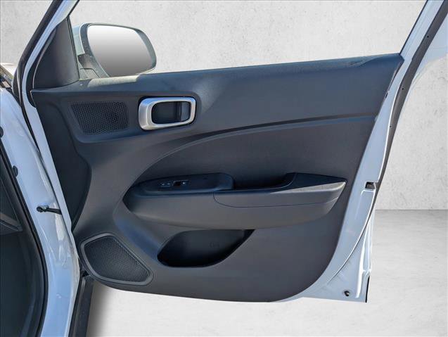 New 2026 Hyundai Venue SE FWD image 25