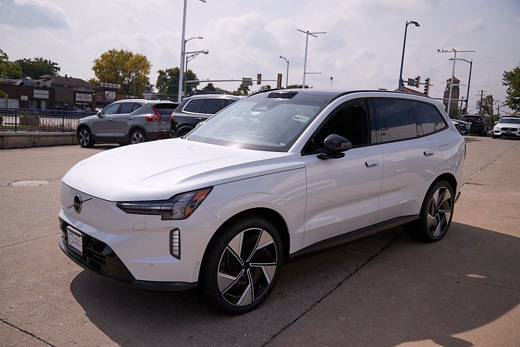 New 2025 Volvo EX90 Ultra image 6