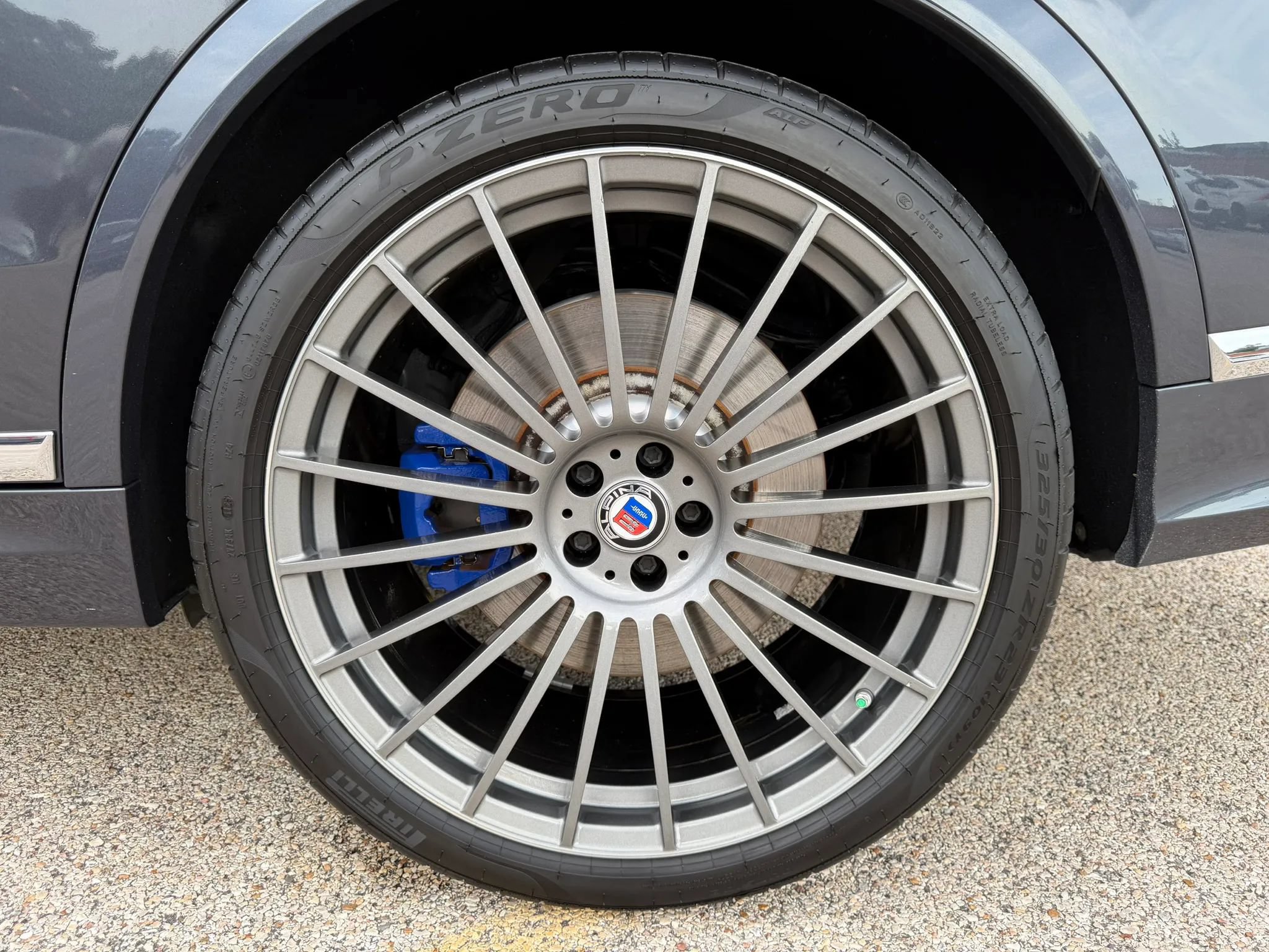 Used 2021 BMW ALPINA XB7 AWD/4WD image 16
