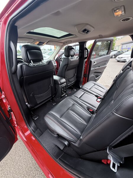 Used 2012 Dodge Durango R/T AWD/4WD image 30