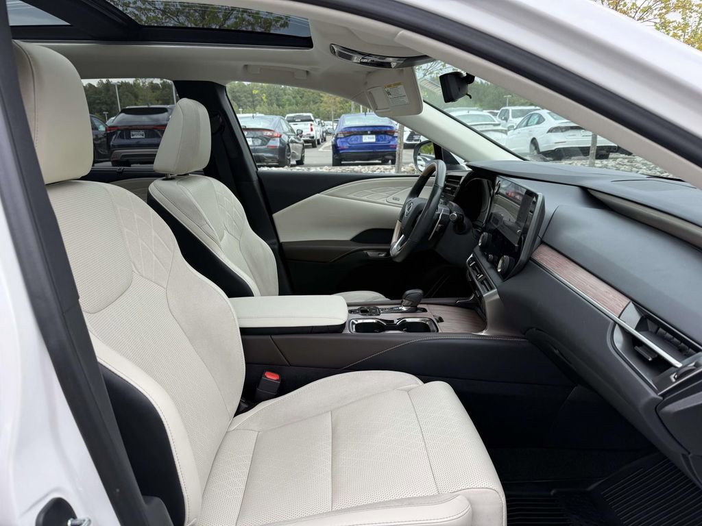 Used 2024 Lexus RX 350 AWD w/ Convenience Package image 14