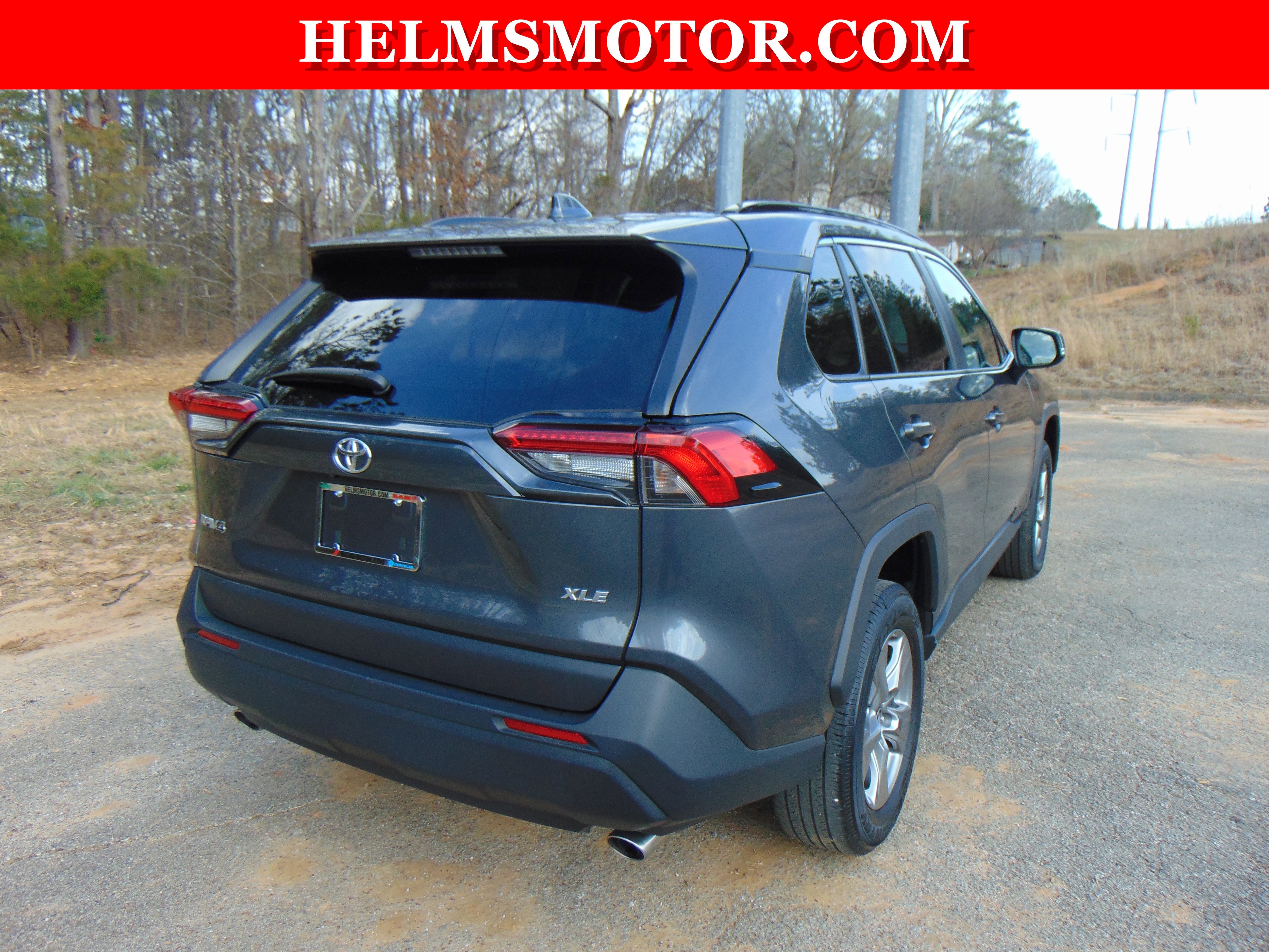 Used 2025 Toyota RAV4 XLE w/ Convenience Package image 18