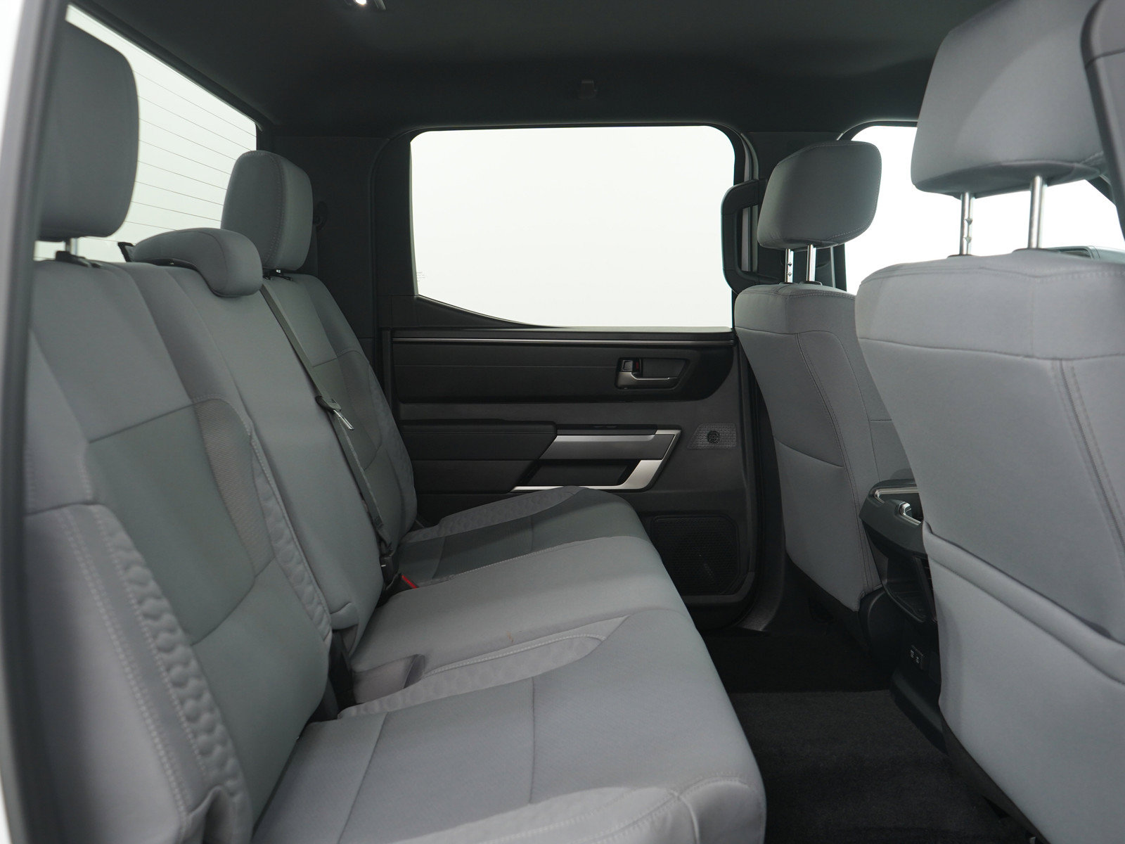 Used 2025 Toyota Tundra SR5 AWD/4WD image 16