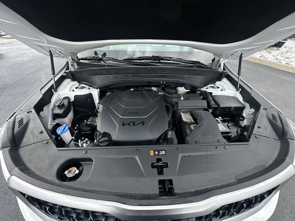 Used 2024 Kia Telluride EX w/ EX Captain's Chair Package image 33