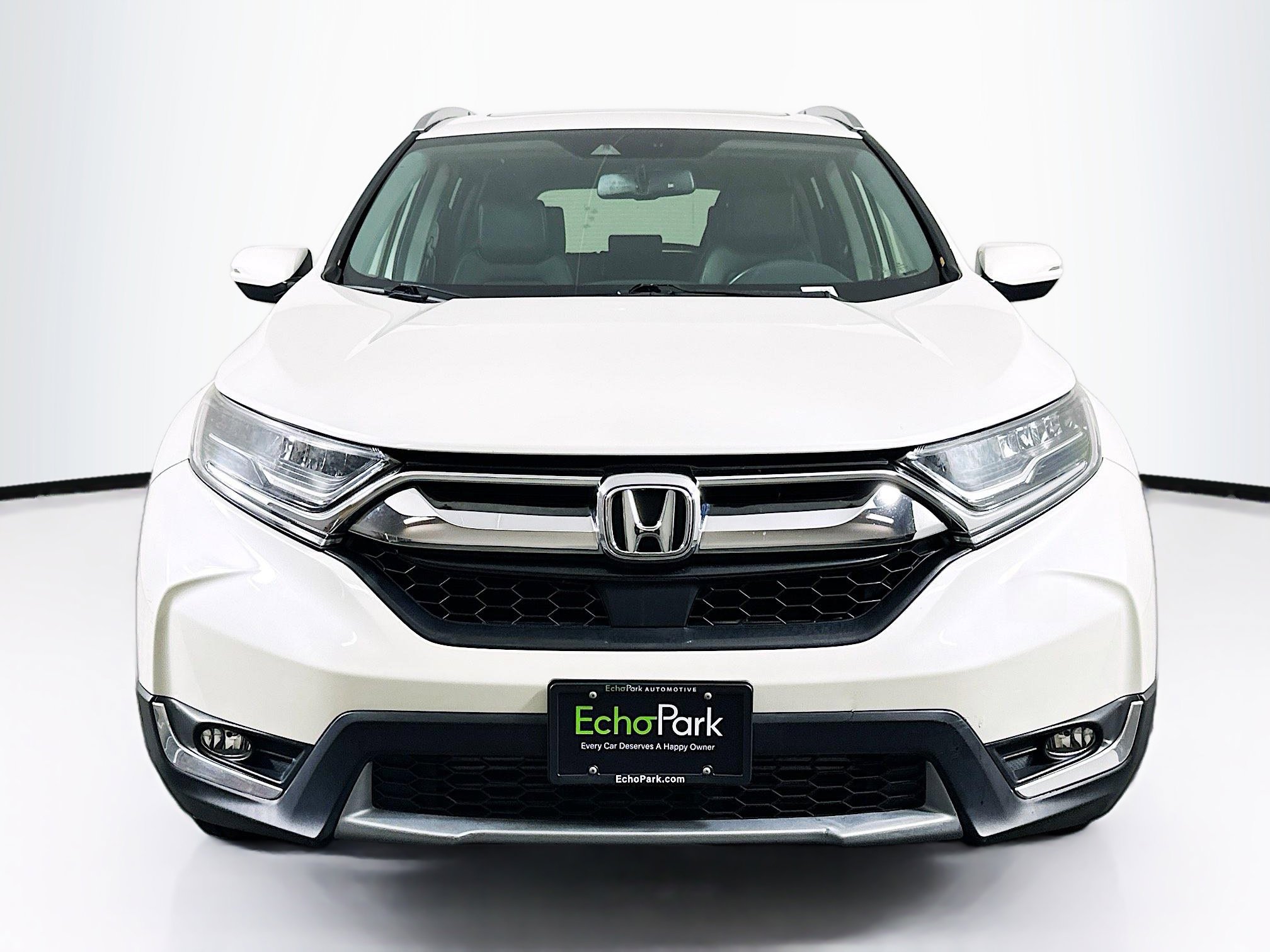 Used 2018 Honda CR-V Touring image 2