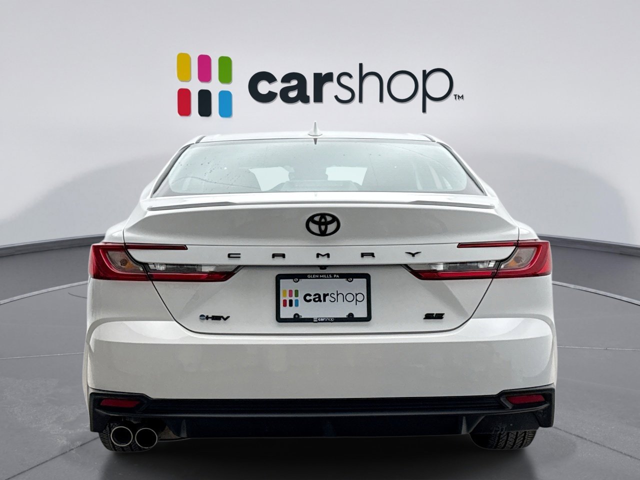 Used 2025 Toyota Camry SE w/ Multimedia Upgrade Package image 4