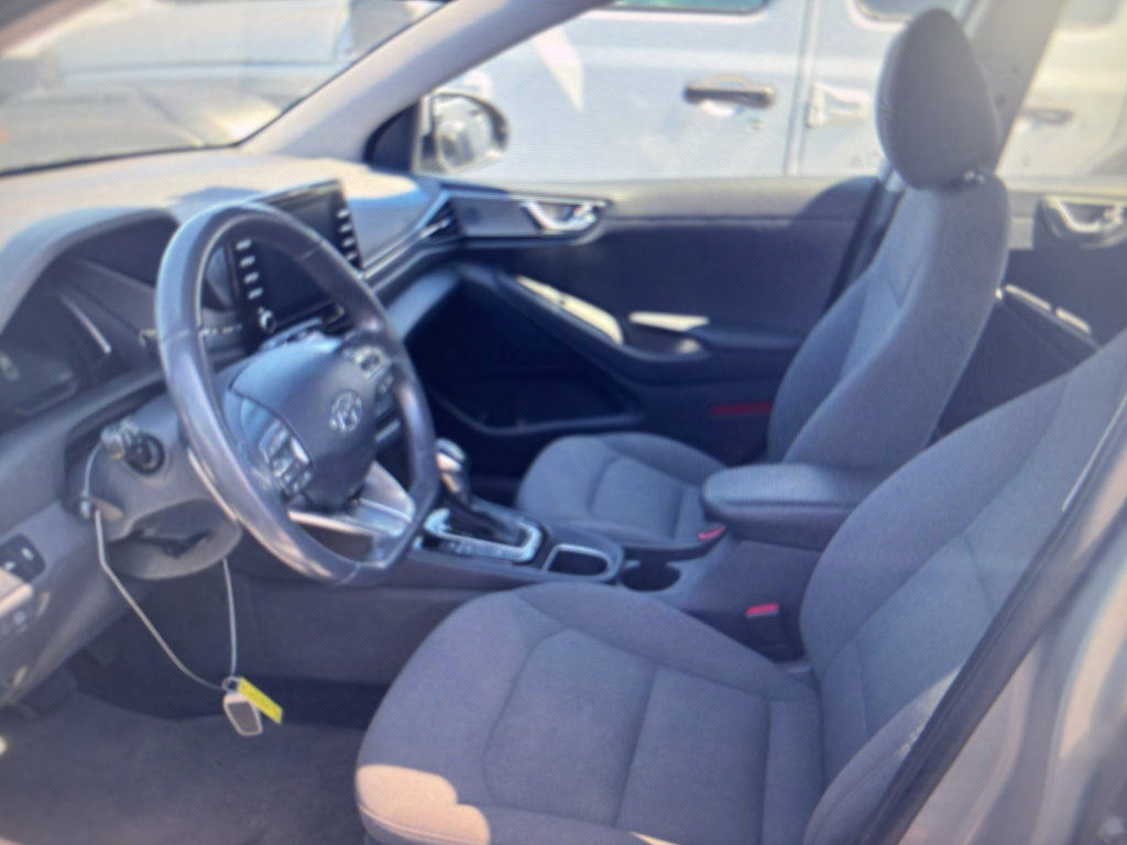 Used 2020 Hyundai Ioniq SEL FWD image 3