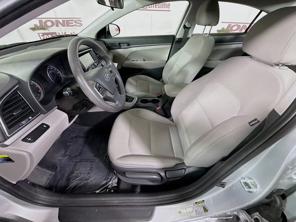 Used 2018 Hyundai Elantra SE w/ SE Connectivity Package 04 FWD image 23