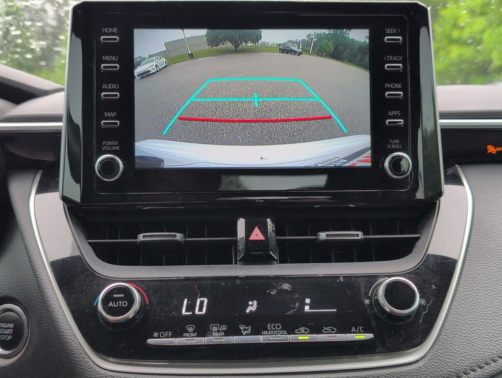 Used 2020 Toyota Corolla SE FWD image 18