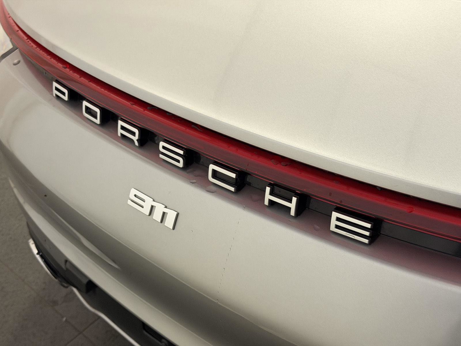Used 2022 Porsche 911 Carrera image 24