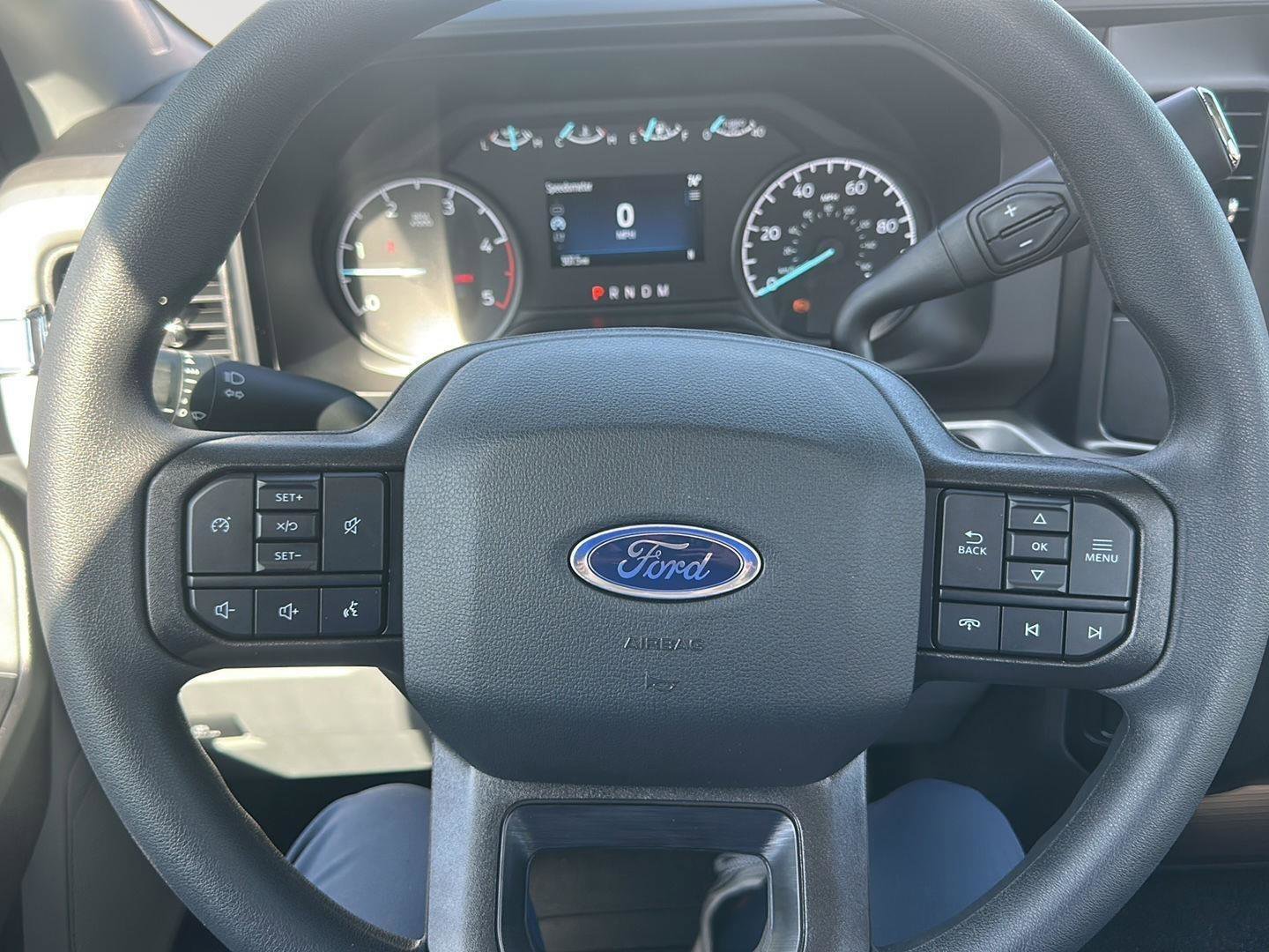 New 2026 Ford F250 XL w/ F-250 >10K GVWR Package image 24