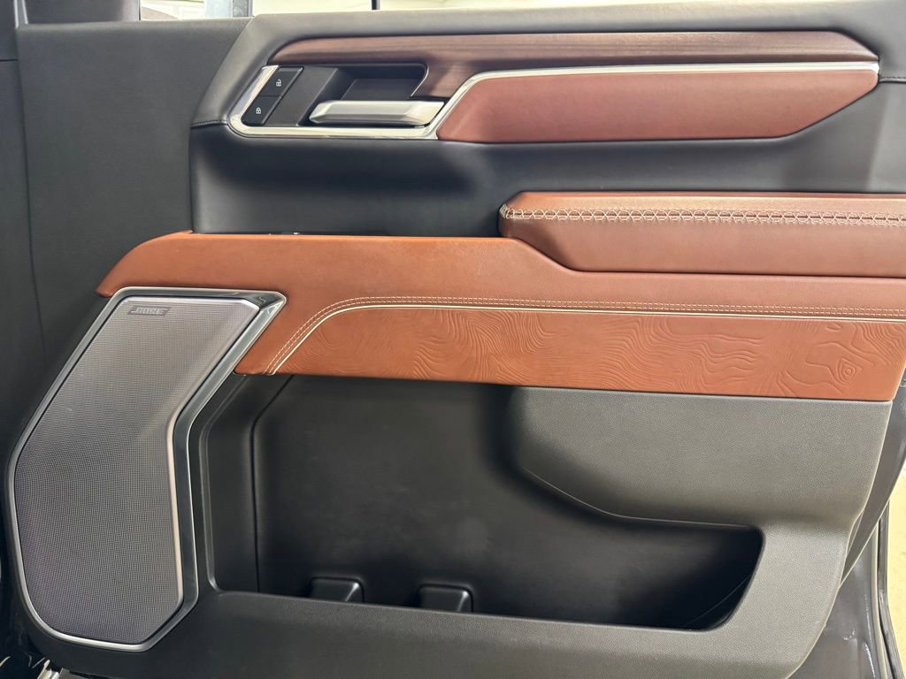 Used 2024 GMC Sierra 2500 Denali Ultimate AWD/4WD image 29