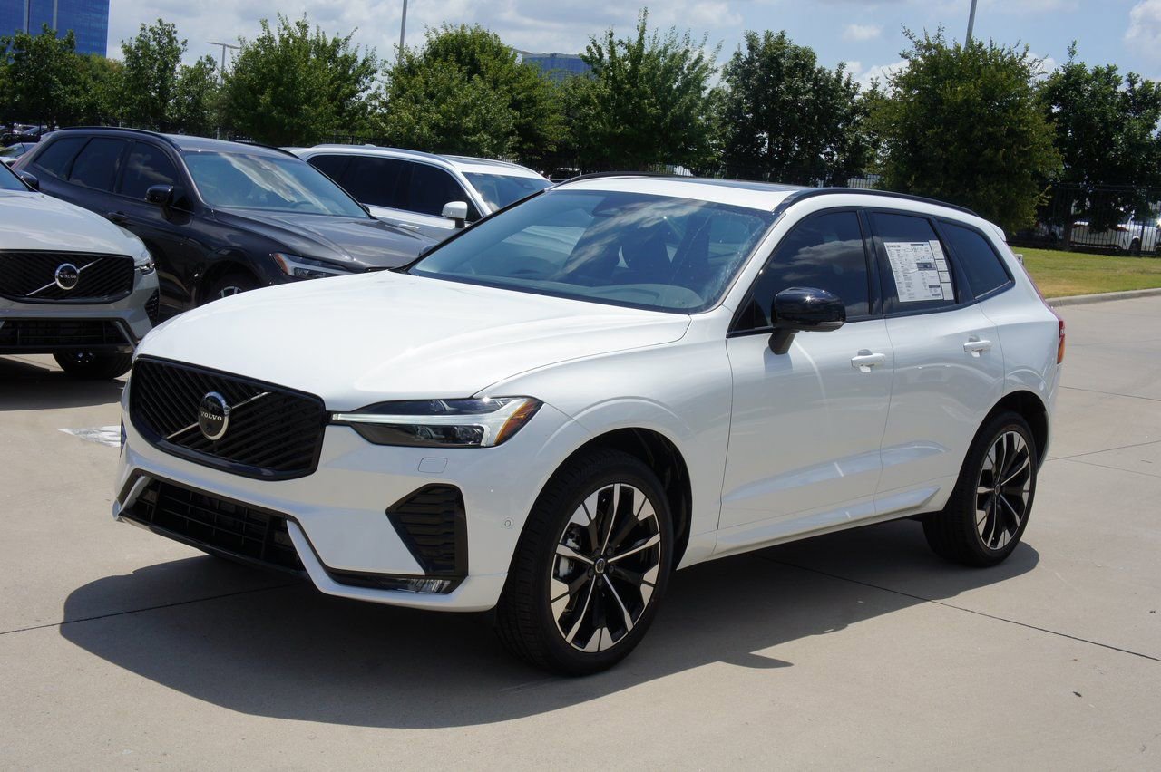 New 2026 Volvo XC60 B5 Plus w/ Protection Package Premier video 2