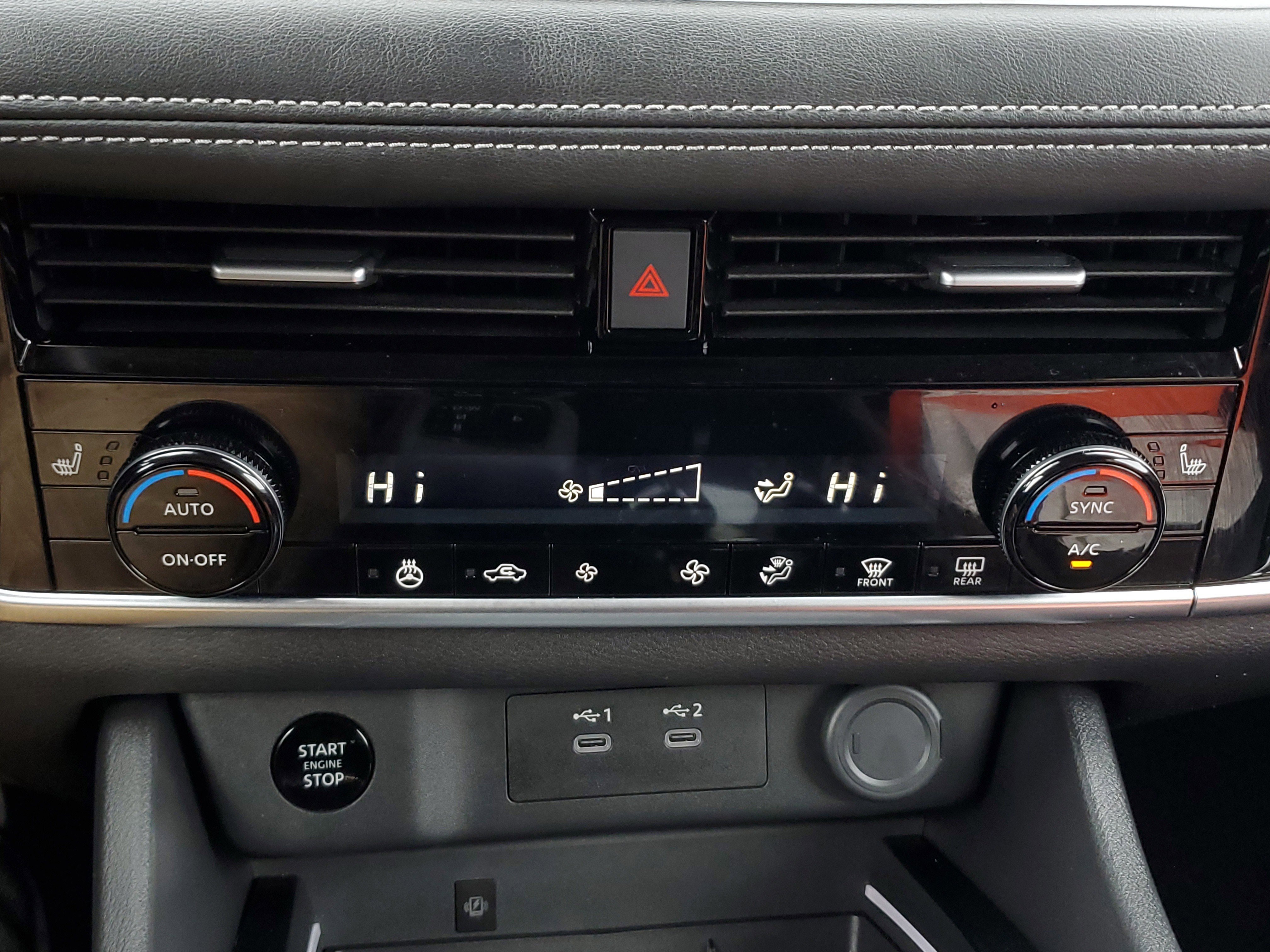 Used 2024 Nissan Rogue SL image 28