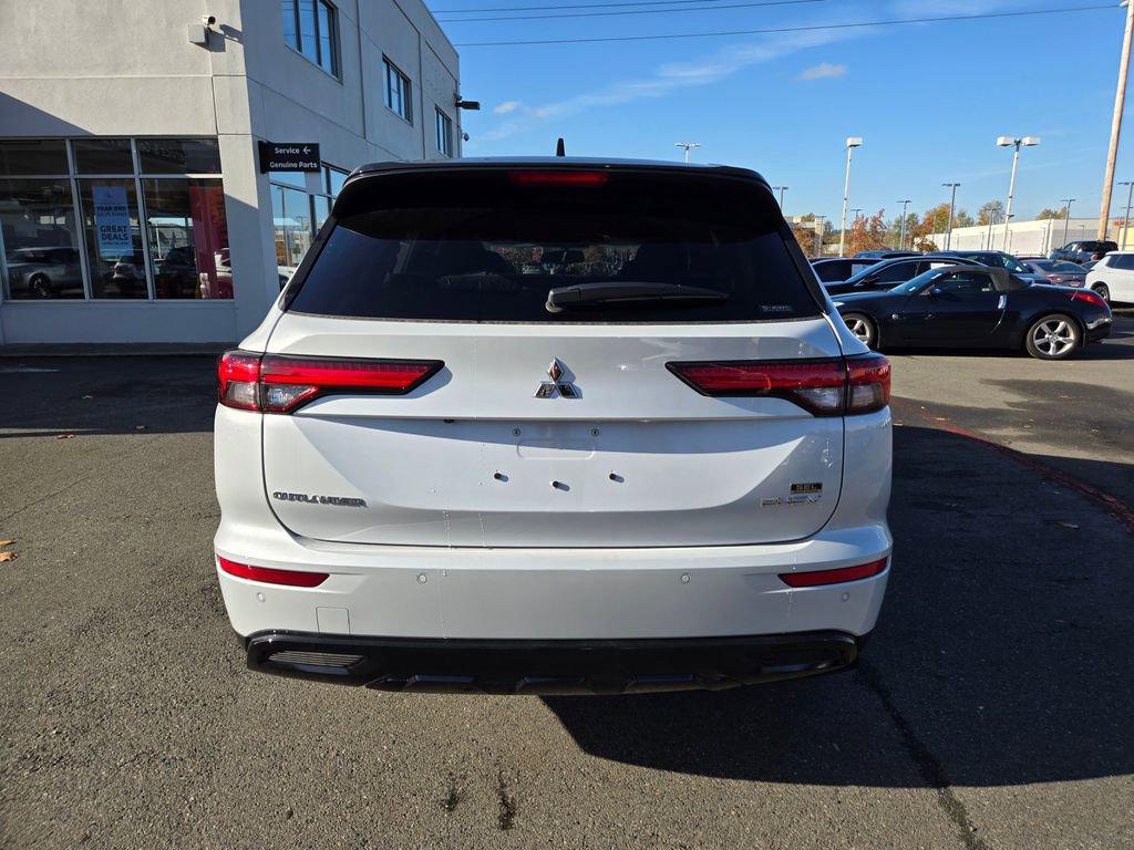 New 2025 Mitsubishi Outlander SEL Black Edition image 6