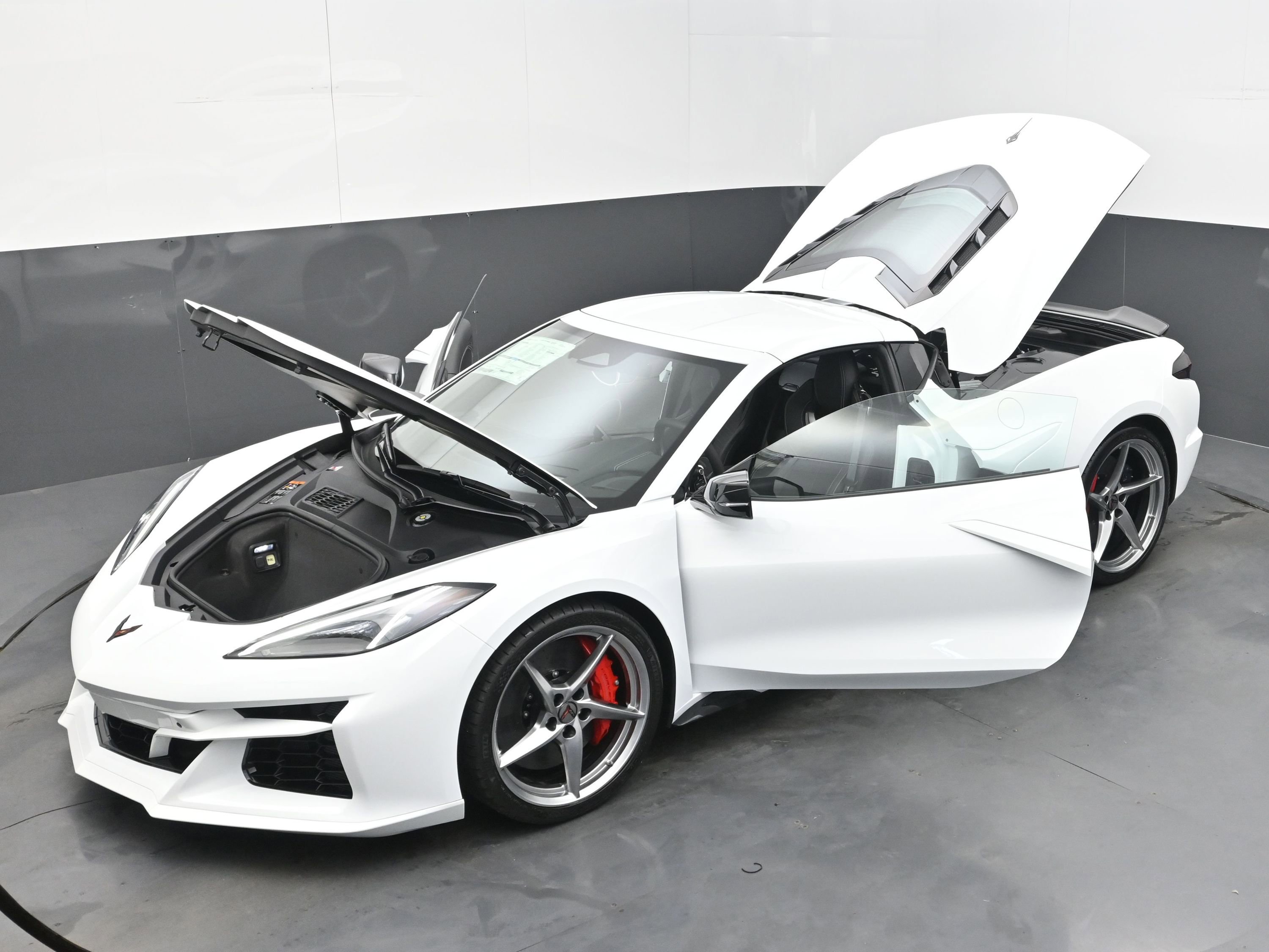 New 2025 Chevrolet Corvette E-Ray image 37