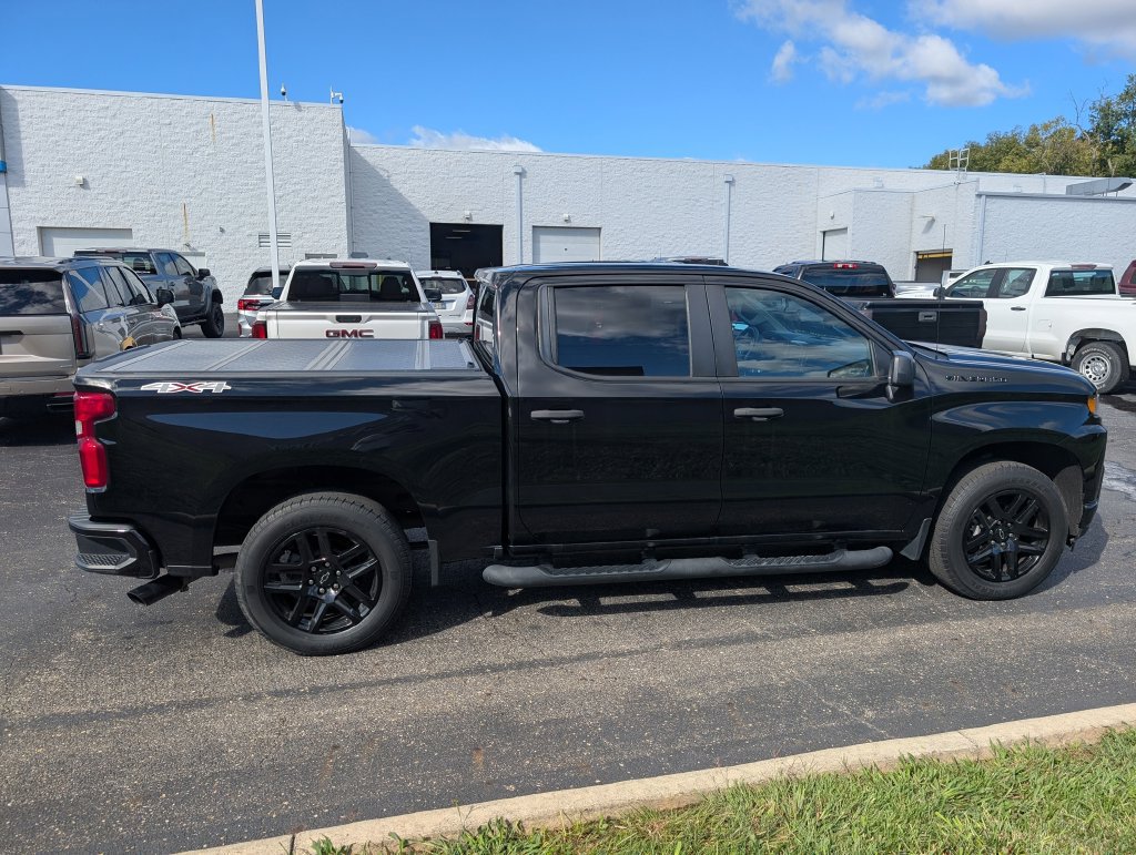 Used 2022 Chevrolet Silverado 1500 Custom w/ Rally Edition AWD/4WD image 8