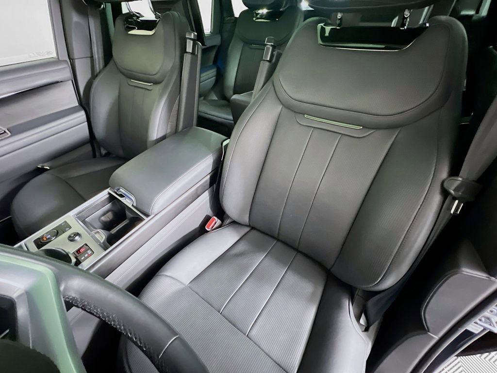 Used 2023 Land Rover Range Rover SV image 22