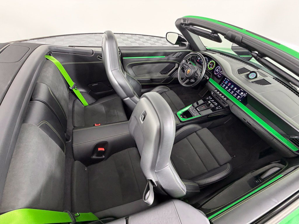 Certified 2022 Porsche 911 Carrera GTS RWD image 15