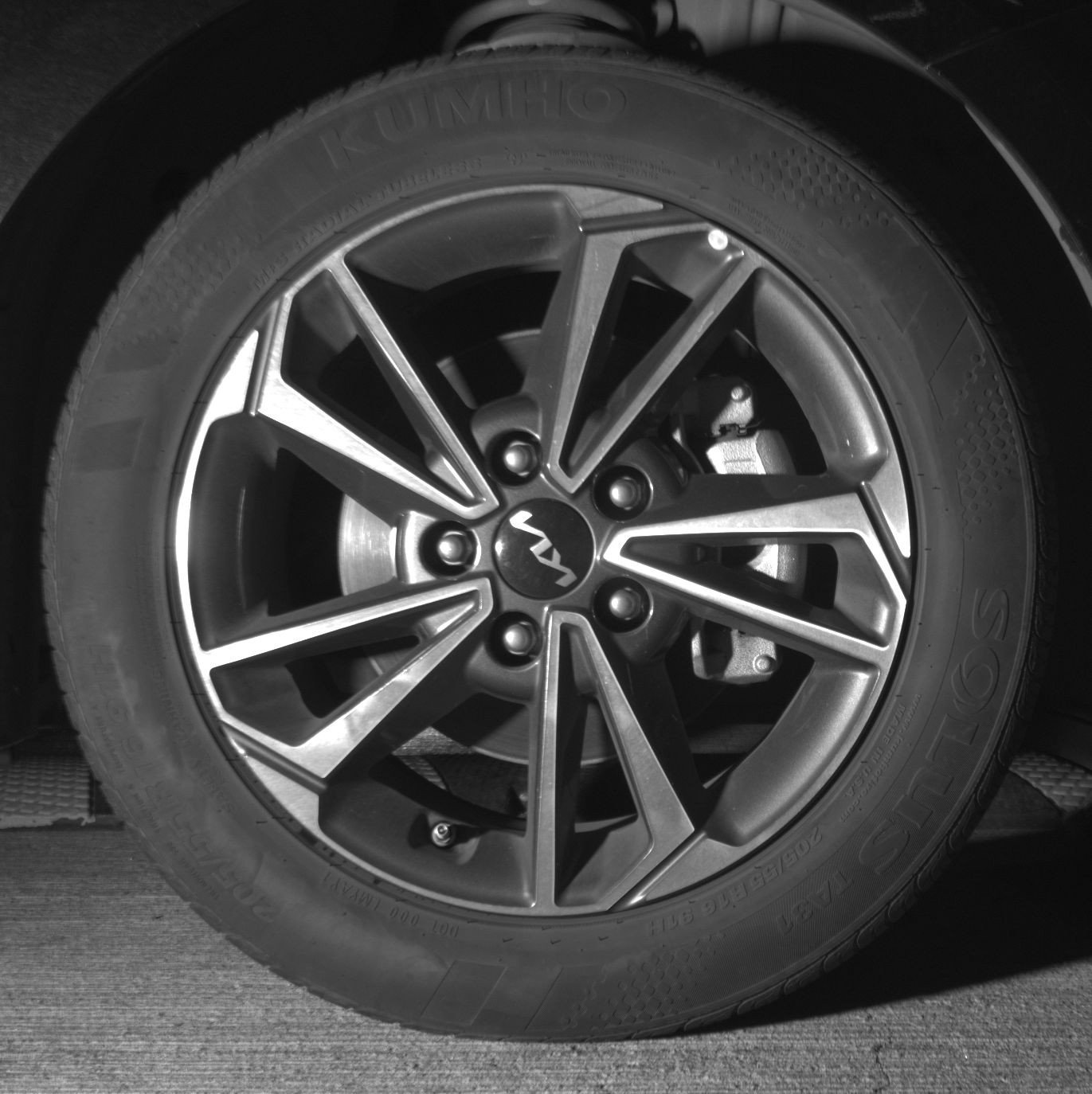 Used 2024 Kia Forte LXS image 18