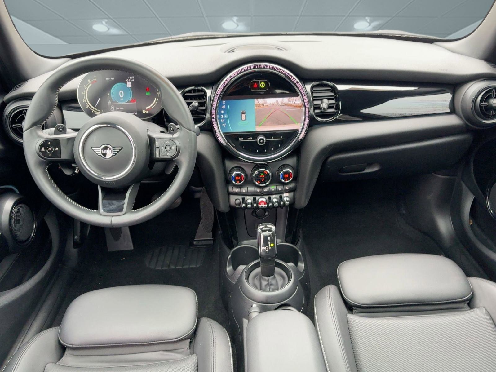 Used 2023 MINI Cooper S image 4