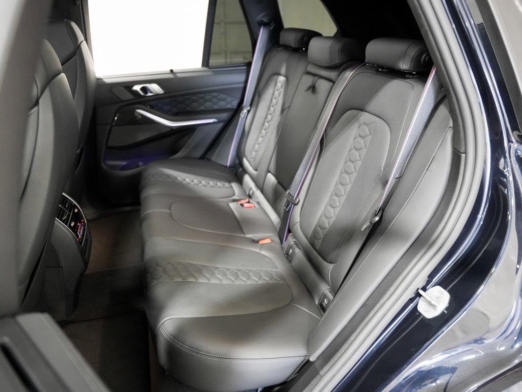 Used 2022 BMW X5 M w/ Competition Package 2 AWD/4WD image 28