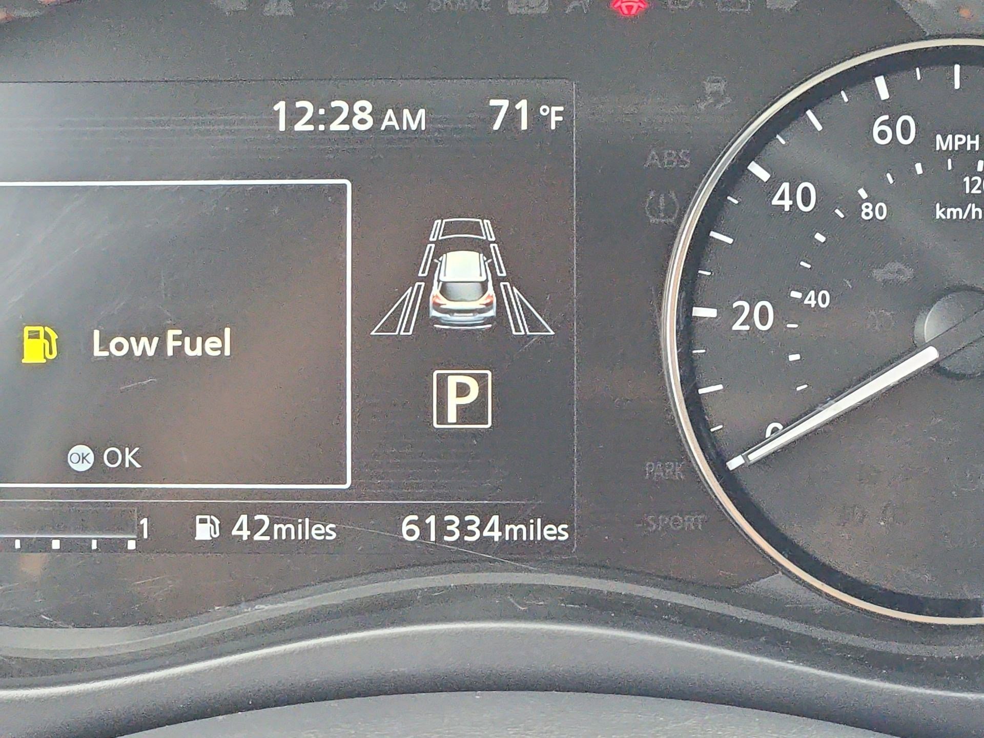 Used 2023 Nissan Kicks SR w/ SR Premium Package image 21