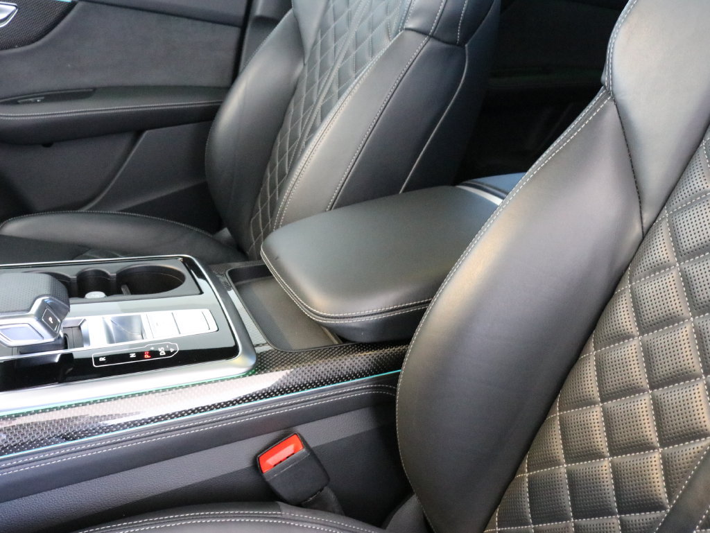Used 2023 Audi SQ7 Premium Plus AWD/4WD image 21