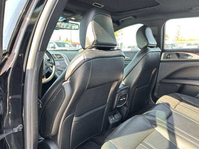 Used 2020 Lincoln MKZ Reserve w/ Elements Package FWD image 17