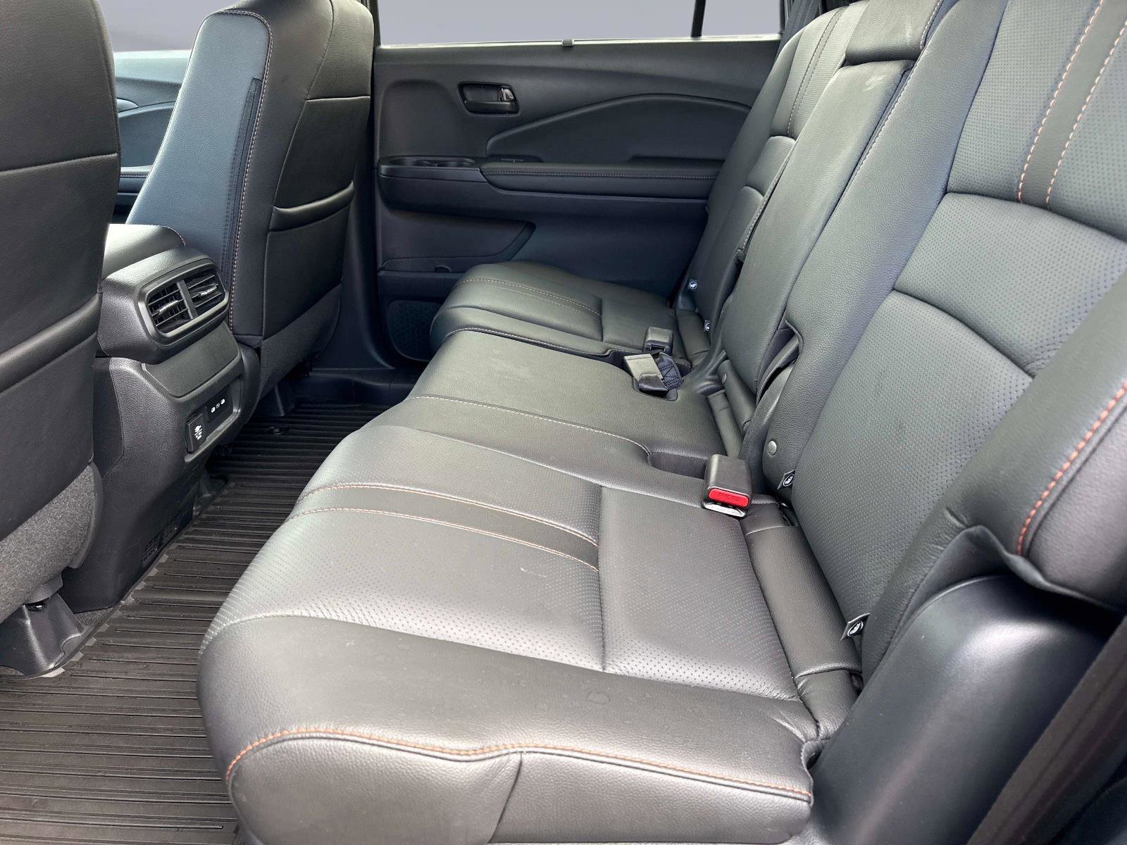 Certified 2024 Honda Passport TrailSport image 15