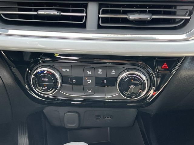 New 2026 Chevrolet Trax LT FWD image 13