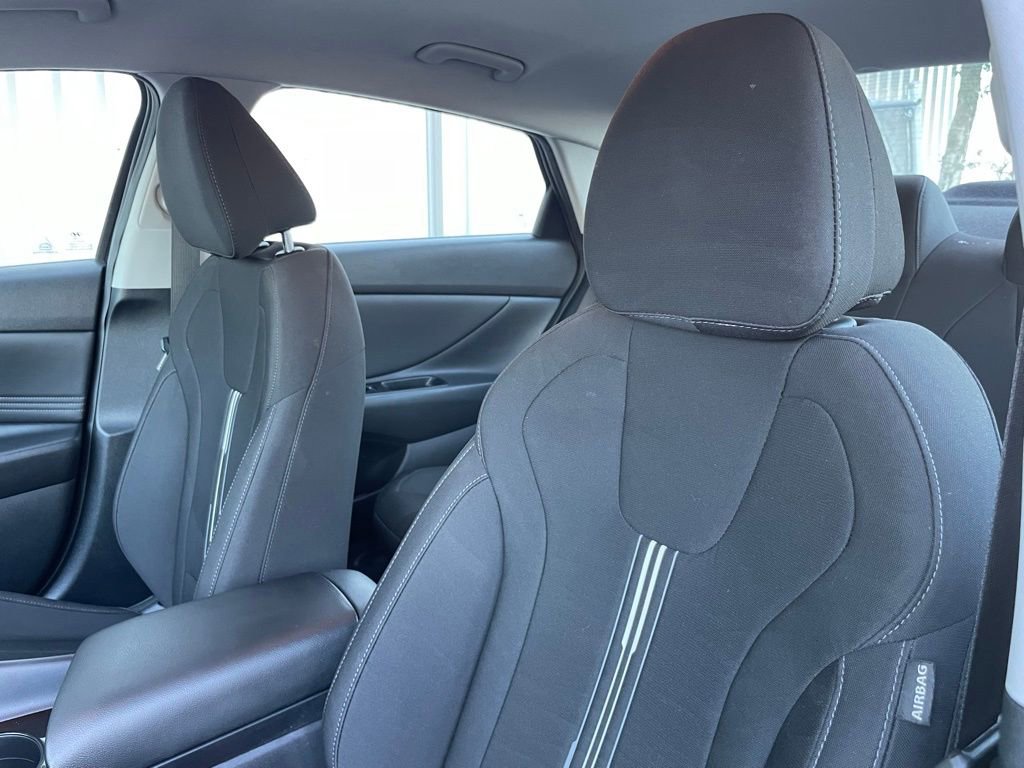 Used 2022 Hyundai Elantra SEL w/ Convenience Package image 24