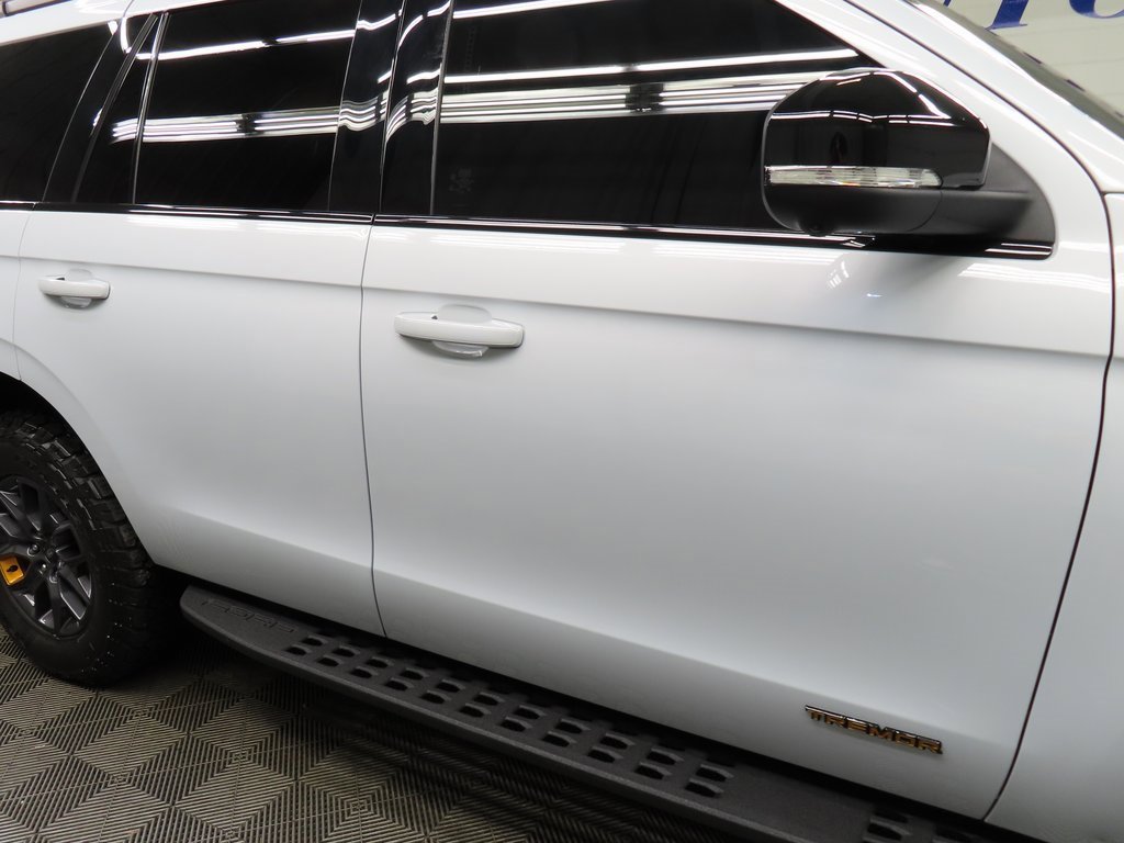 Used 2025 Ford Expedition Tremor image 40