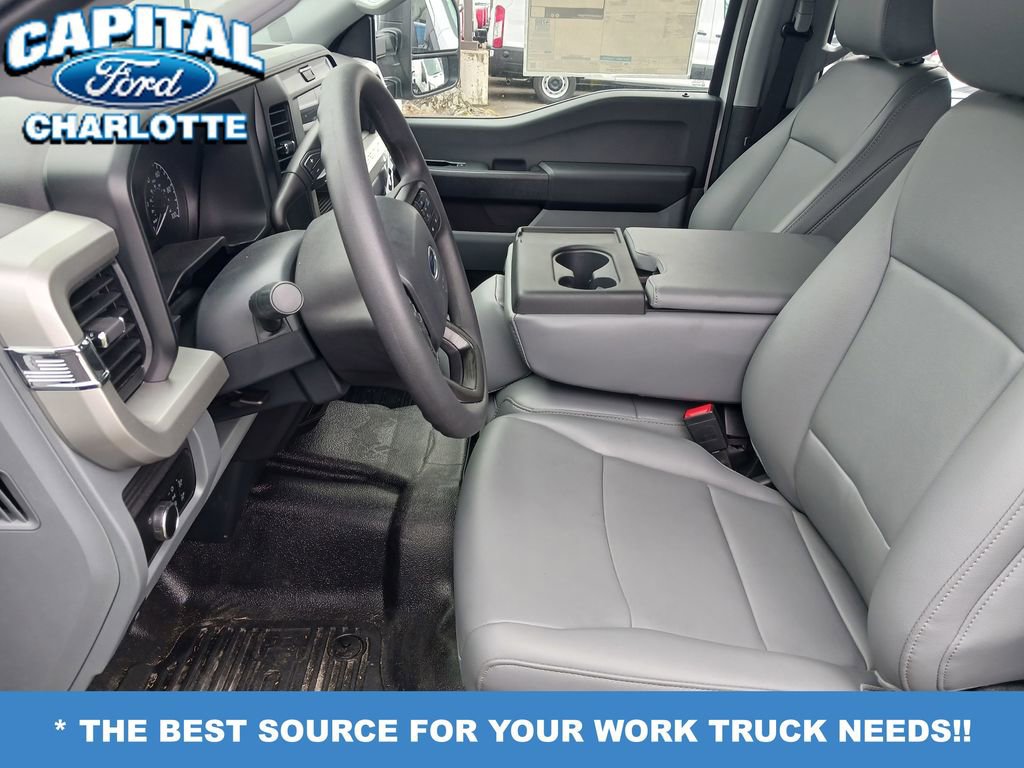 New 2025 Ford F550 4x4 Crew Cab Super Duty image 11