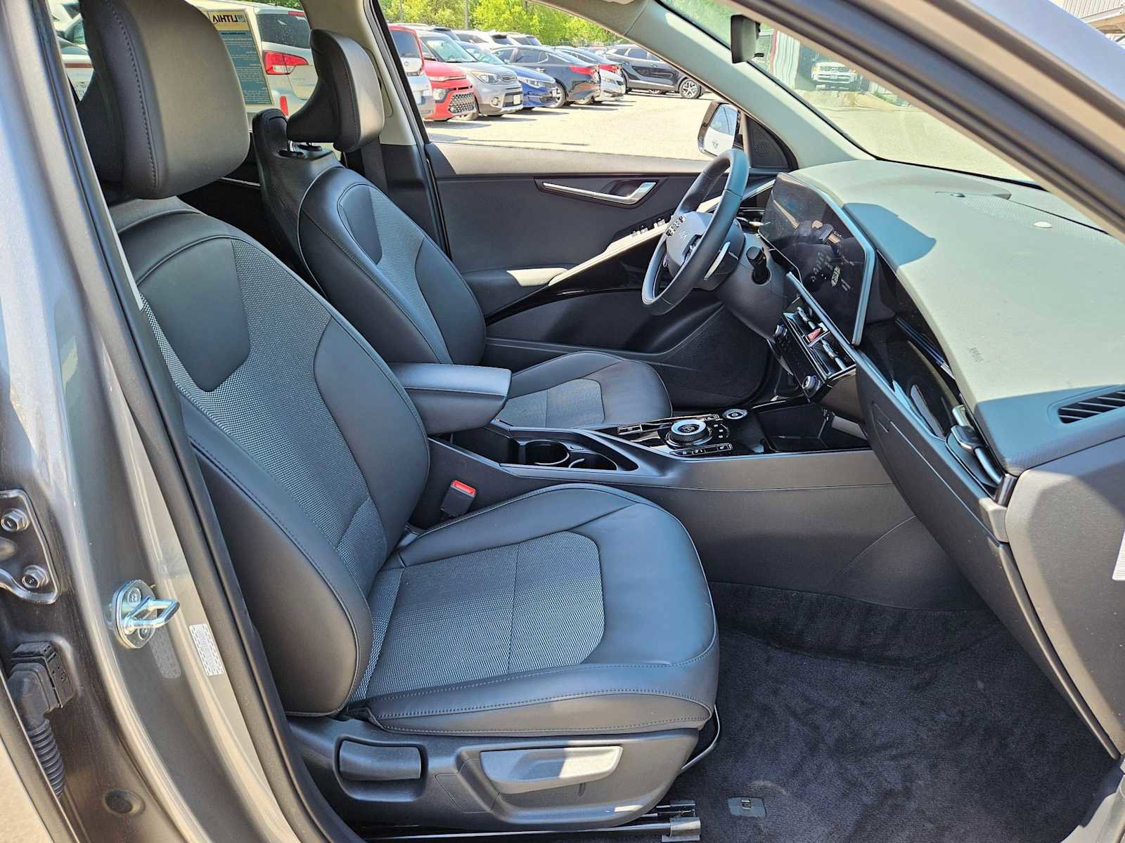 Used 2023 Kia Niro Wind image 19