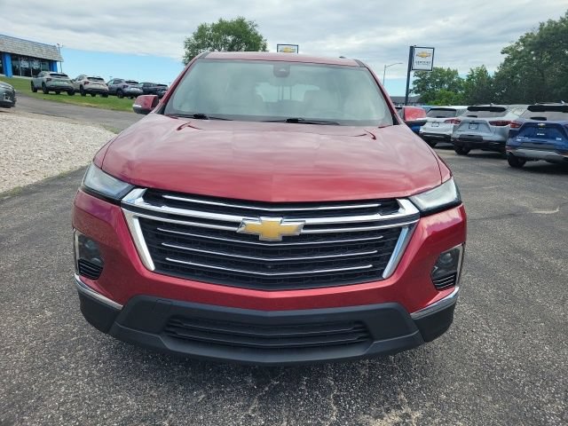 Used 2022 Chevrolet Traverse LT w/ LT Premium Package AWD/4WD image 16